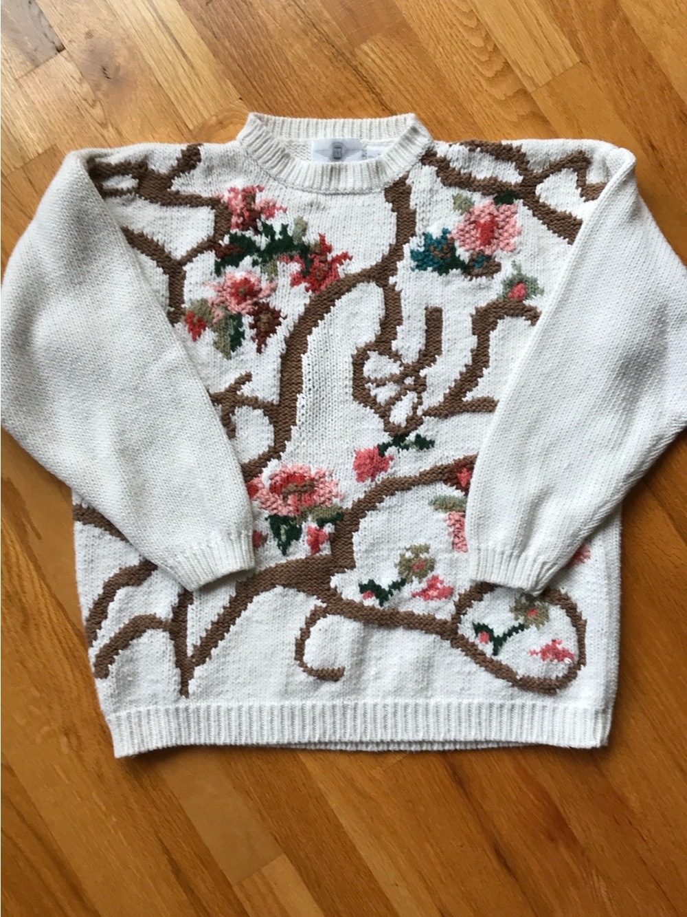 VINTAGE SWEATER